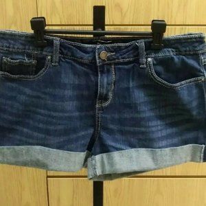 DH3 Mia Women's 10 shorts mid rise blue jean